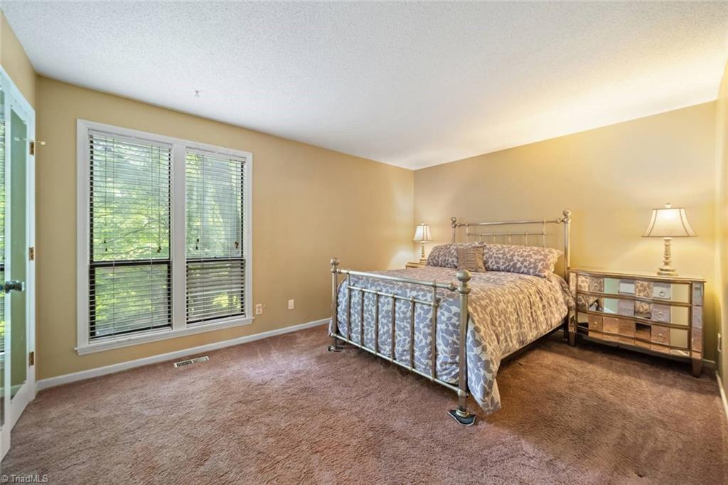 Winston-Salem, North Carolina 27104, United States, 2 Bedrooms Bedrooms, ,3 BathroomsBathrooms,Residential,Active,178426