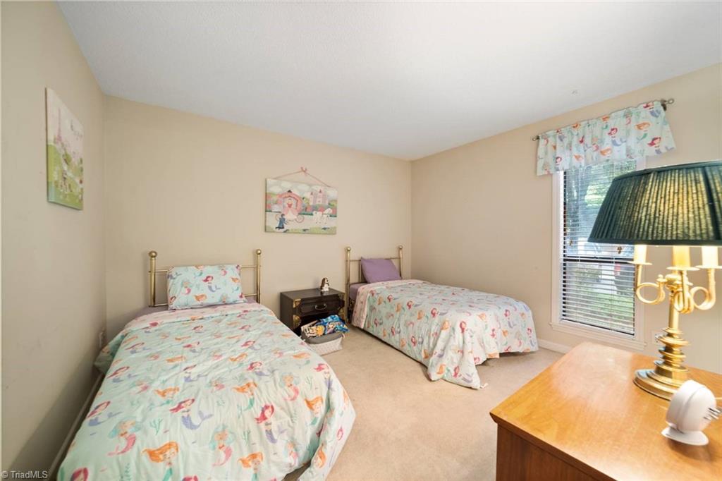 Winston-Salem, North Carolina 27104, United States, 2 Bedrooms Bedrooms, ,3 BathroomsBathrooms,Residential,Active,178426