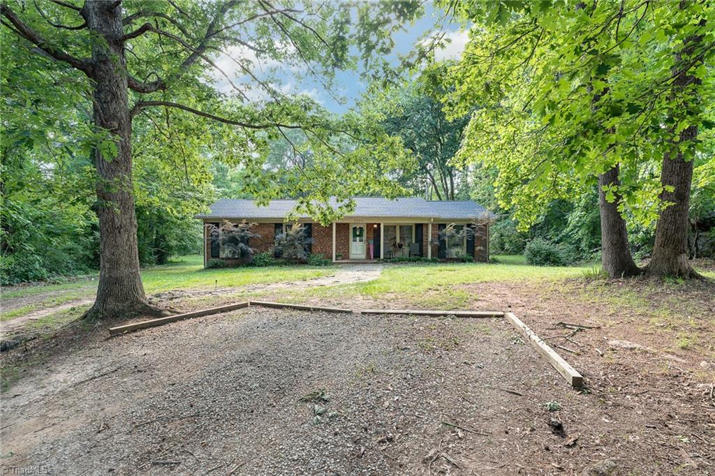 4208 Barrett Drive, Archdale, North Carolina image 2