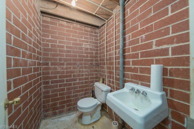 7044 Belews Creek Road, Belews Creek, North Carolina image 30