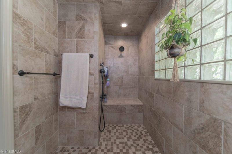 7044 Belews Creek Road, Belews Creek, North Carolina image 24