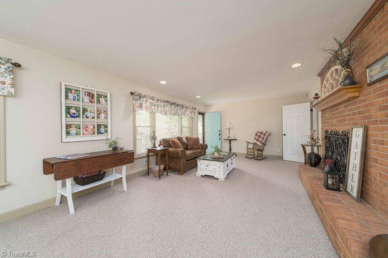 7044 Belews Creek Road, Belews Creek, North Carolina image 14