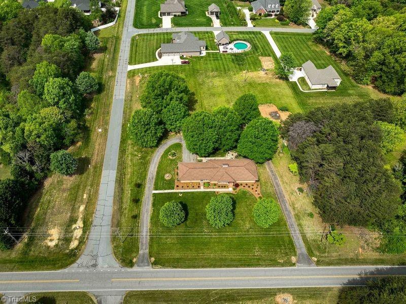 7044 Belews Creek Road, Belews Creek, North Carolina image 41
