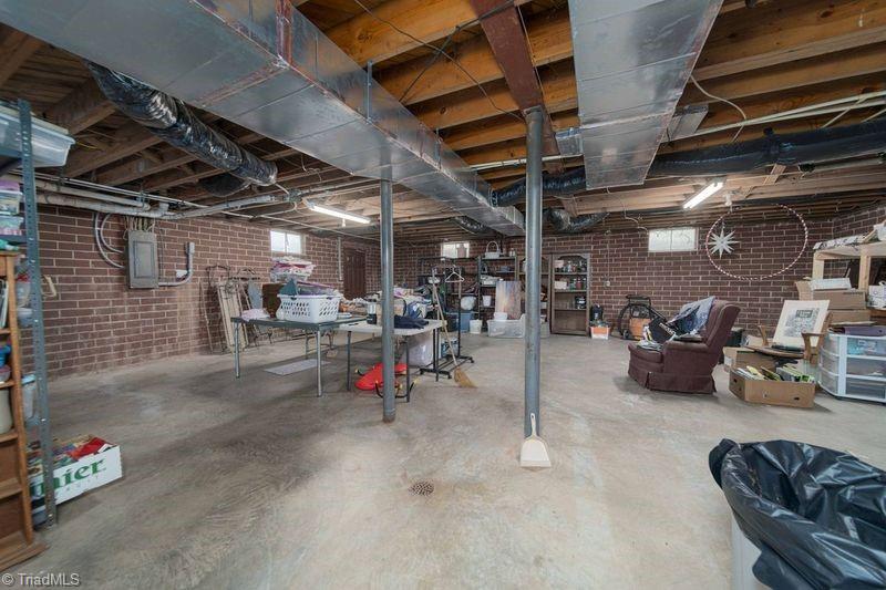 7044 Belews Creek Road, Belews Creek, North Carolina image 27