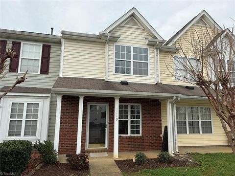 Townhouse For Sale - 1118 Glory Vine Road<br/> Whitsett, NC 27377