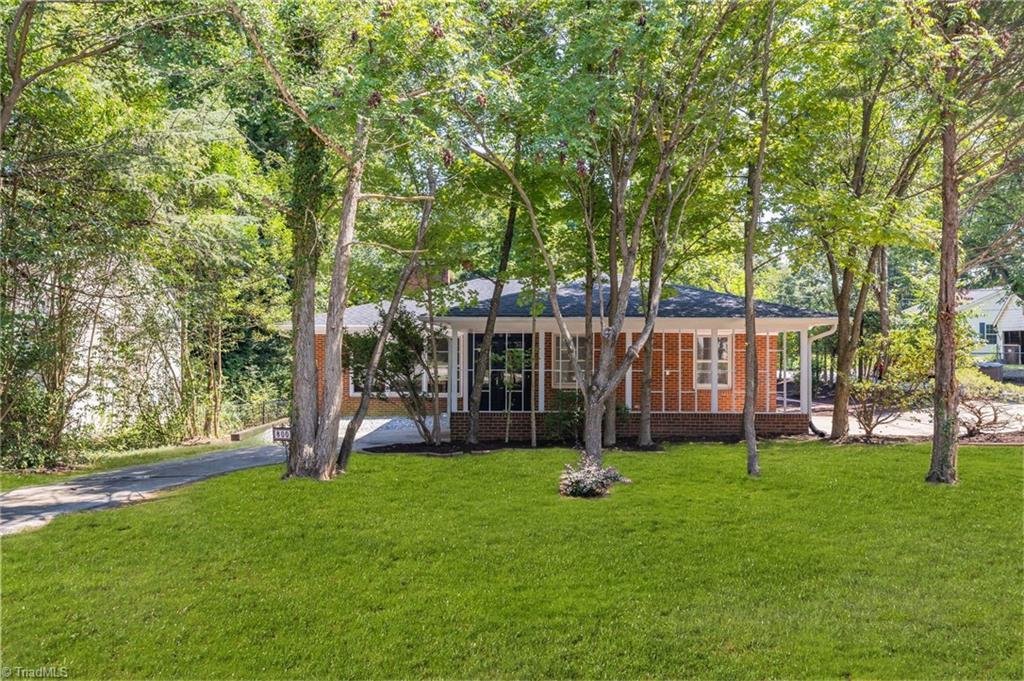 Photo of 800 N Rotary Drive, High Point, NC 27262 (MLS # 1235130)