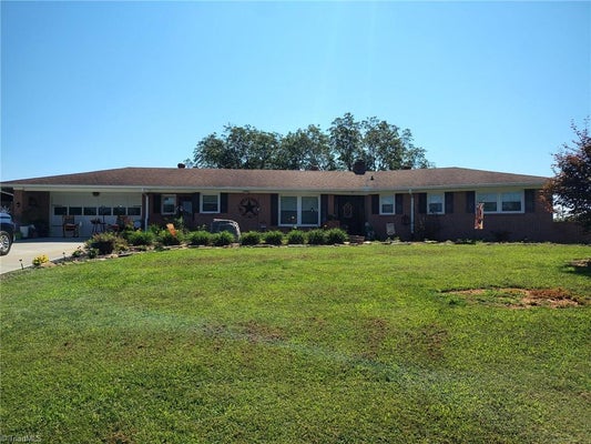 727 CODY TRL, DOBSON, NC 27017 - Image a41bc3a774fac37b93cb3f412af970ff/867219466