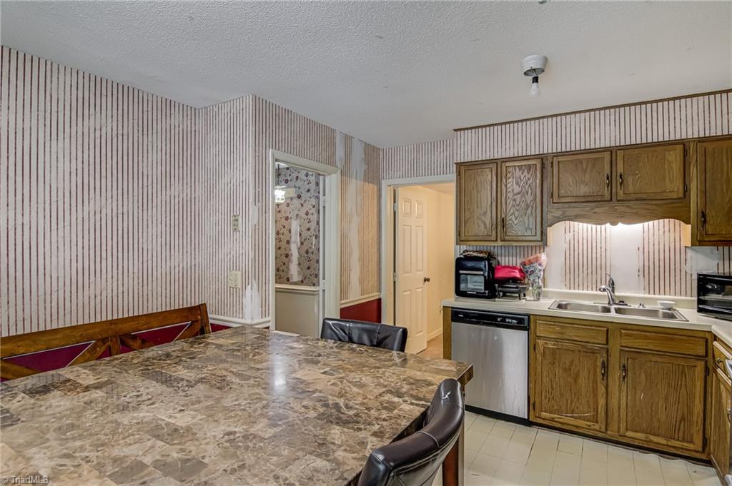 4333 Edith Lane, Greensboro, North Carolina image 23