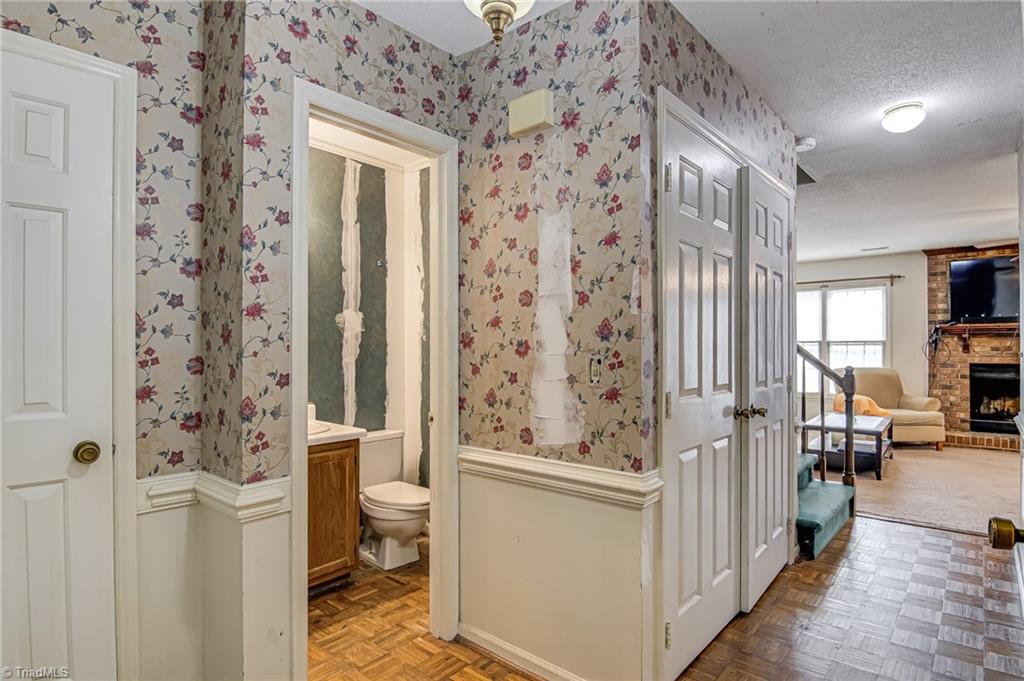 4333 Edith Lane, Greensboro, North Carolina image 16