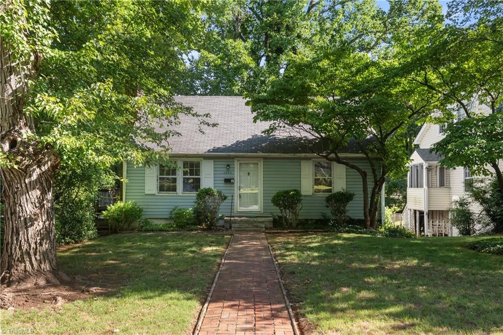 Photo of 2259 Sherwood Drive, Winston-Salem, NC 27103 (MLS # 1225569)