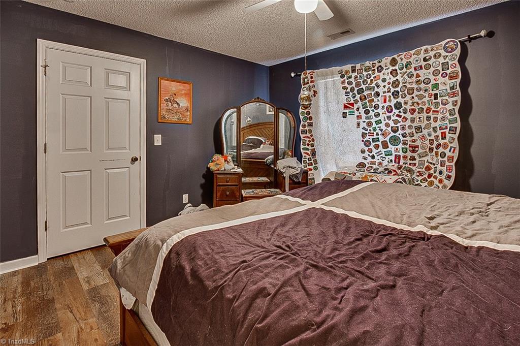 Photo 19 of 22 of 7151 W Friendly Avenue A condo