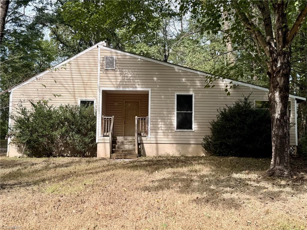 Photo of 6515 Creek Run Road, Walkertown, NC 27051 (MLS # 1237289)
