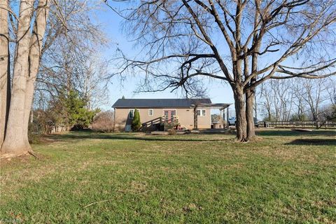 A home in Ramseur