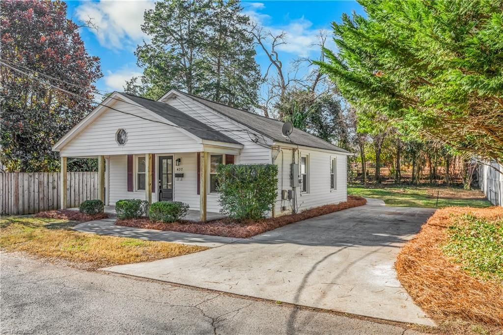 Photo of 432 Wiley Avenue, Winston-Salem, NC 27104 (MLS # 1203855)