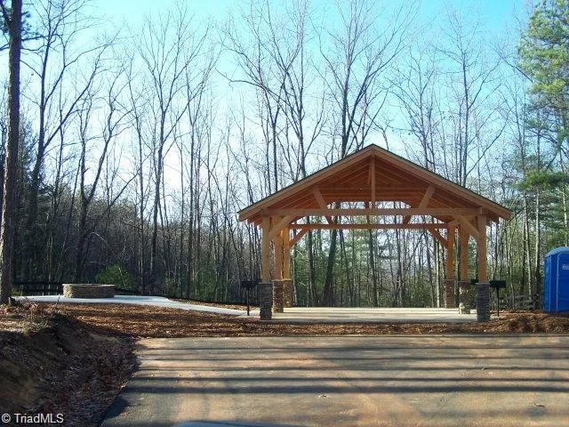 87 Sutters Ridge Road, photo 4 of 6
