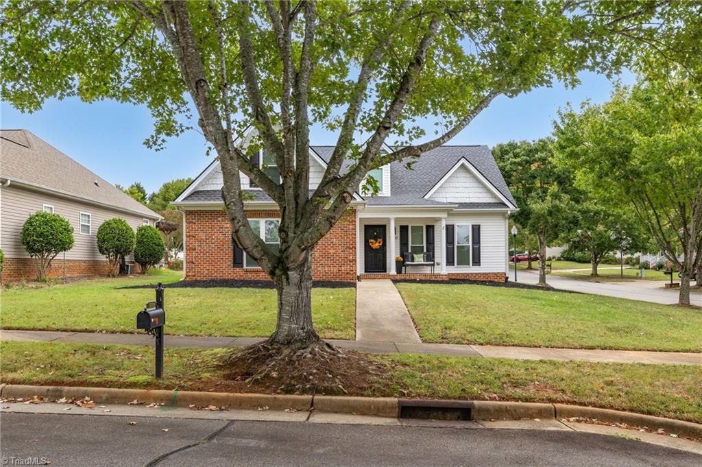 Photo of 5803 Willowdale Drive, Pfafftown, NC 27040 (MLS # 1236701)