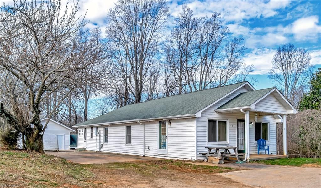 Photo of 139 Juniper Lane, North Wilkesboro, NC 28659 (MLS # 1207473)