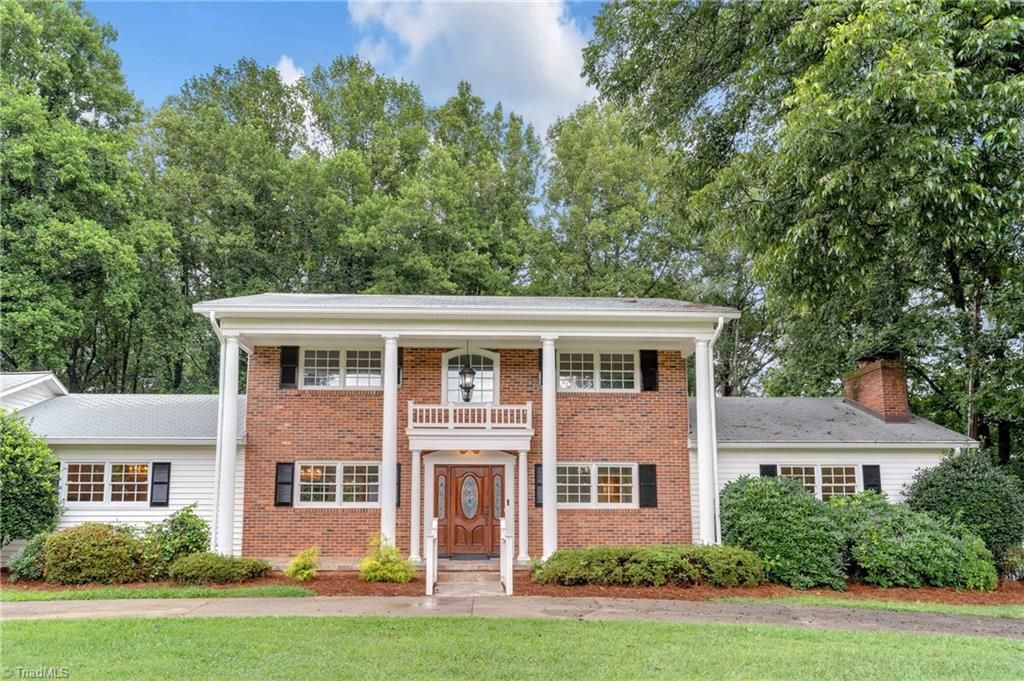 Photo of 620 Walkertown Guthrie Road, Winston-Salem, NC 27101 (MLS # 1190558)