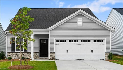 Homes For Sale - 197 Candytuft Court<br/> Lexington, NC 27295