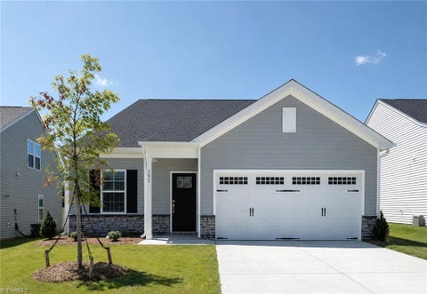 Homes For Sale - 197 Candytuft Court<br/> Lexington, NC 27295