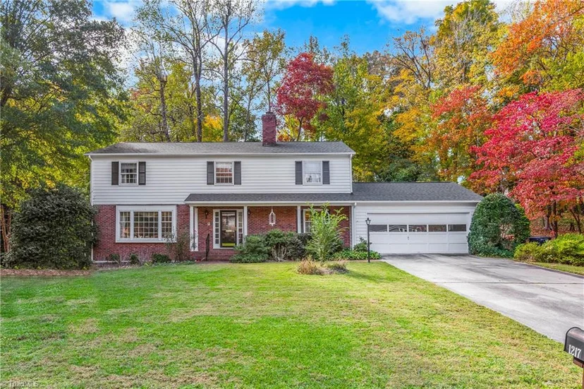 1217 Yorkshire Drive, photo 1 of 48