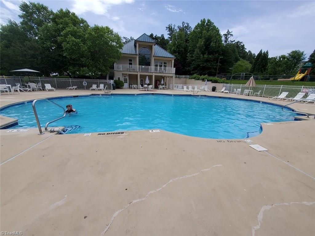 16 Kelvington Court, Greensboro, North Carolina image 46