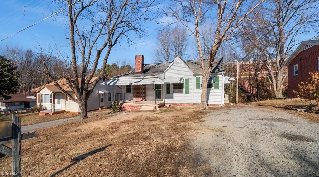 Photo of 609 Martha Place, High Point, NC 27263 (MLS # 1218396)