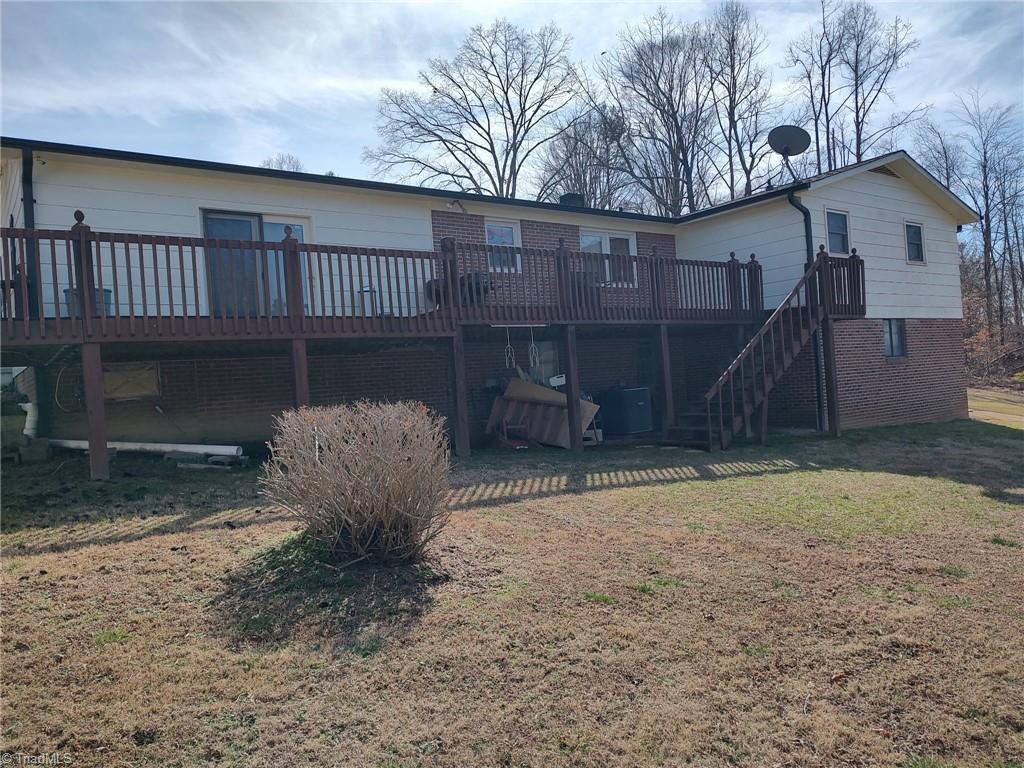210 Grinton Avenue, Wilkesboro, North Carolina image 32