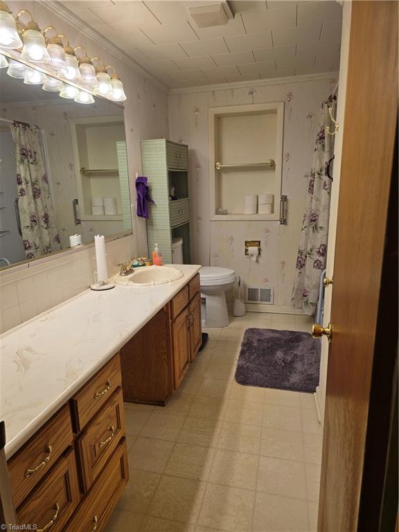 210 Grinton Avenue, Wilkesboro, North Carolina image 15