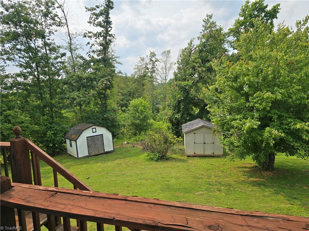 210 Grinton Avenue, Wilkesboro, North Carolina image 31