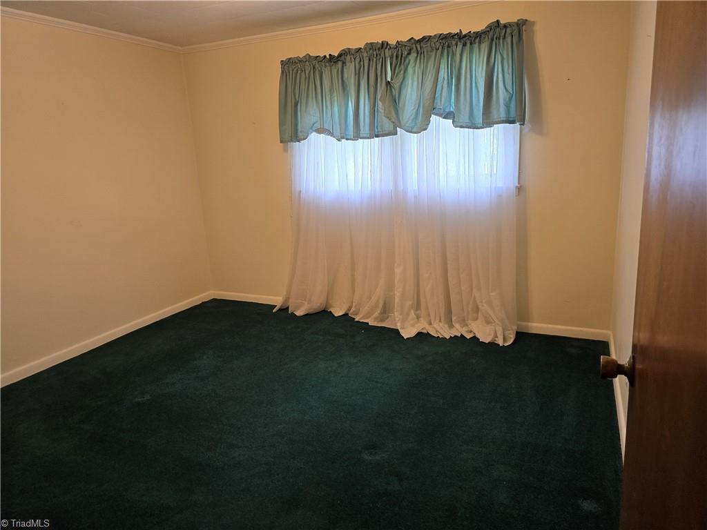 210 Grinton Avenue, Wilkesboro, North Carolina image 17