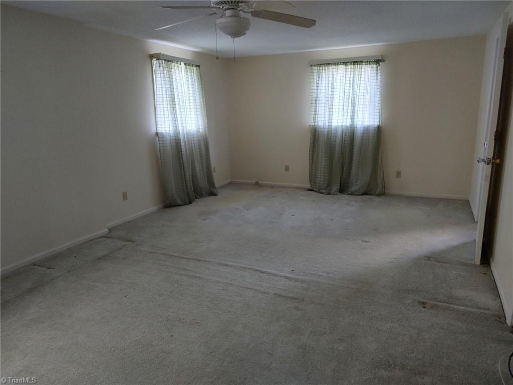 210 Grinton Avenue, Wilkesboro, North Carolina image 19