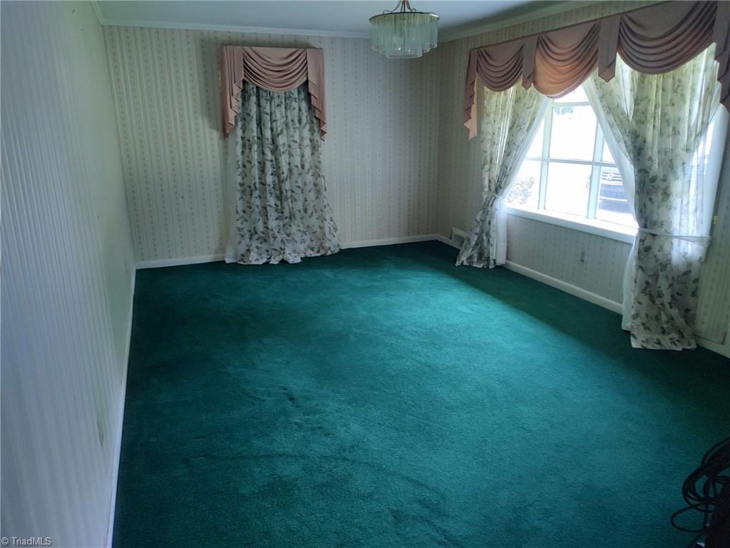 210 Grinton Avenue, Wilkesboro, North Carolina image 12