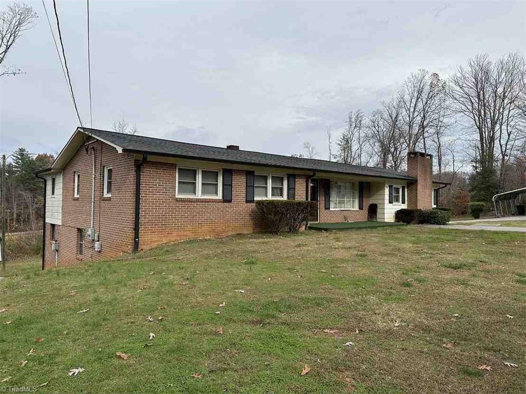 210 Grinton Avenue, Wilkesboro, North Carolina image 5