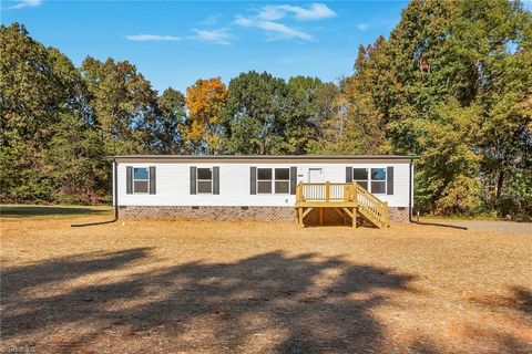 A home in Hiddenite