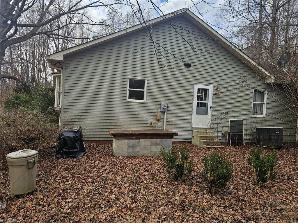 Photo of 130 Eagles Nest Lane, Statesville, NC 28625 (MLS # 1207689)