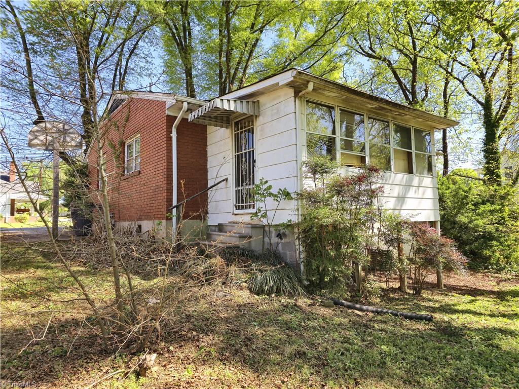 602 NW Market Street, Reidsville, North Carolina image 3