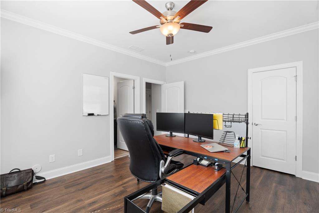 Advance, North Carolina 27006, United States, 4 Bedrooms Bedrooms, ,4 BathroomsBathrooms,Residential,Pending,214821