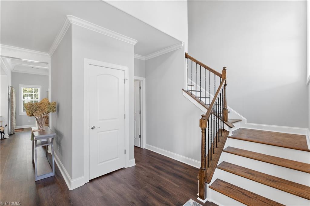 Advance, North Carolina 27006, United States, 4 Bedrooms Bedrooms, ,4 BathroomsBathrooms,Residential,Pending,214821