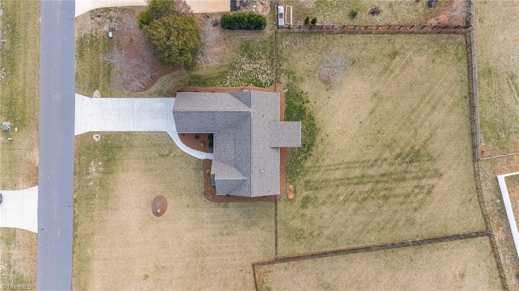 8872 Belews Ridge Road, Stokesdale, North Carolina image 36
