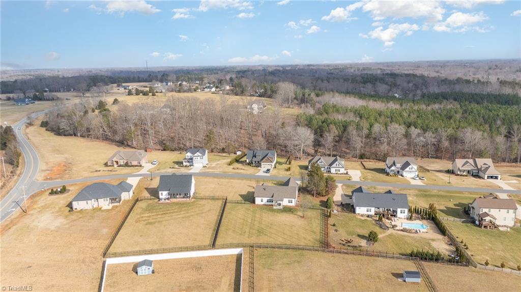 8872 Belews Ridge Road, Stokesdale, North Carolina image 46