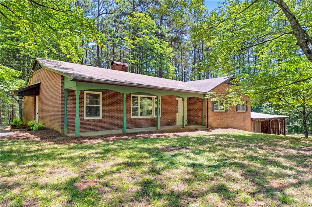 Photo of 6605 Harrell Drive, Pfafftown, NC 27040 (MLS # 1228031)
