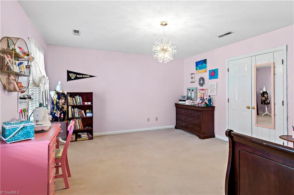 8204 Rivermont Drive, Clemmons, North Carolina image 30