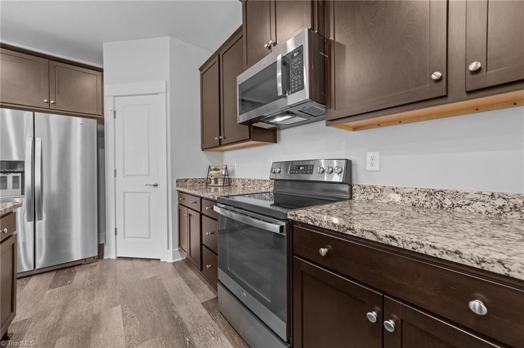 3937 Sudley Point, Jamestown, North Carolina image 15