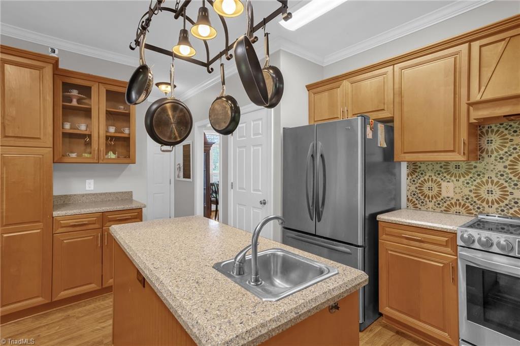 6505 Heron Point Court, Belews Creek, North Carolina image 6