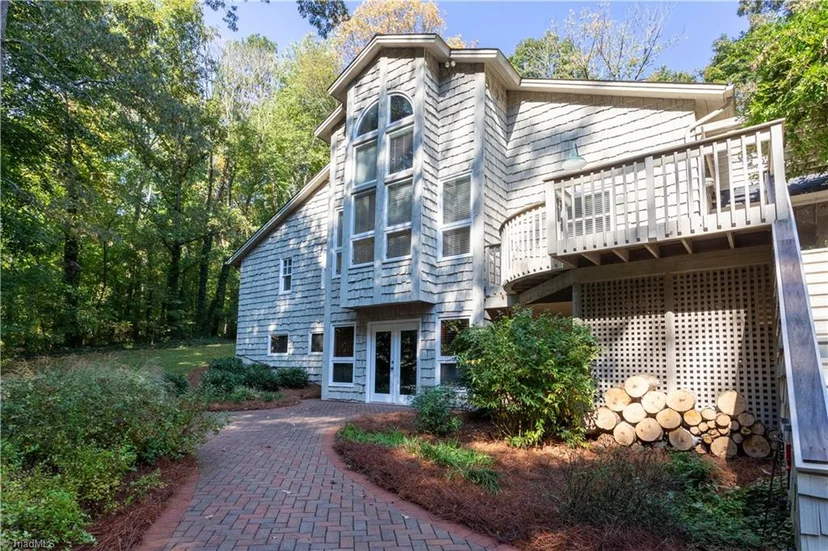 314 Beaver Creek Road, photo 1 of 48