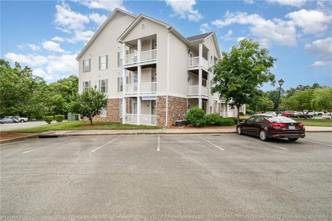 Condo For Sale - 3009 Winston Drive #90<br/> Alamance County, Burlington, NC 27215
