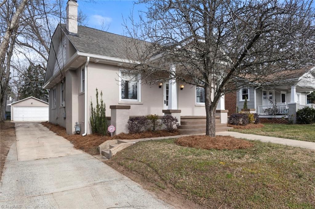 Winston-Salem, North Carolina 27103, United States, 3 Bedrooms Bedrooms, ,2 BathroomsBathrooms,Residential,Pending,12702