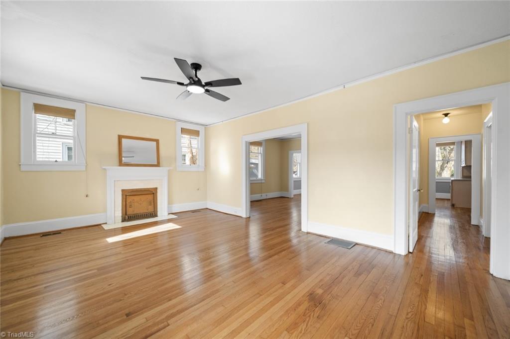 Winston-Salem, North Carolina 27103, United States, 3 Bedrooms Bedrooms, ,2 BathroomsBathrooms,Residential,Pending,12702