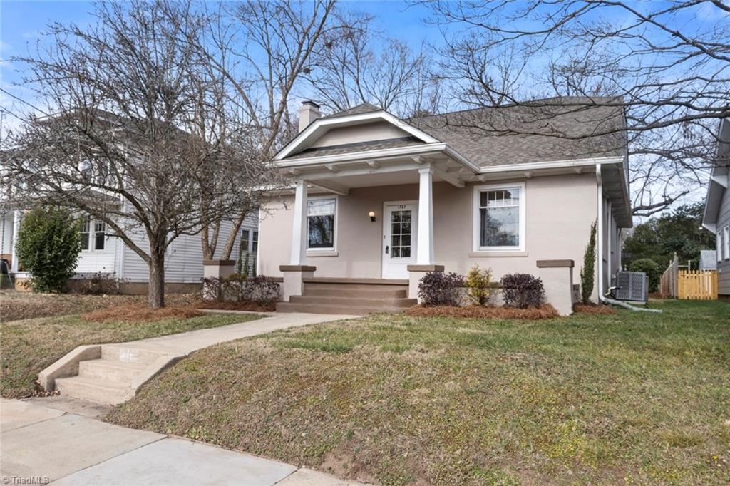 Winston-Salem, North Carolina 27103, United States, 3 Bedrooms Bedrooms, ,2 BathroomsBathrooms,Residential,Pending,12702